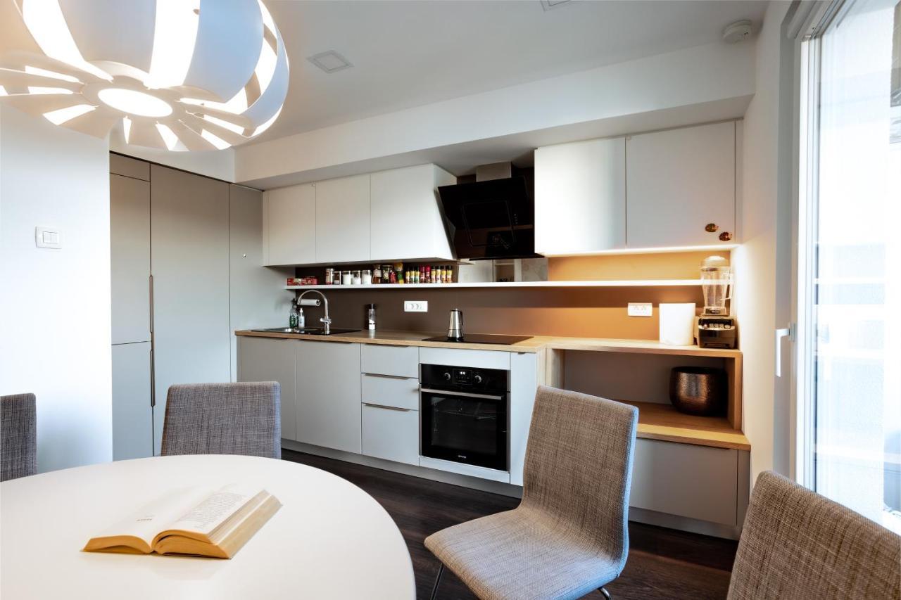 Elegant 1-Bedroom Apartment Near Hill Forest Lublaň Exteriér fotografie